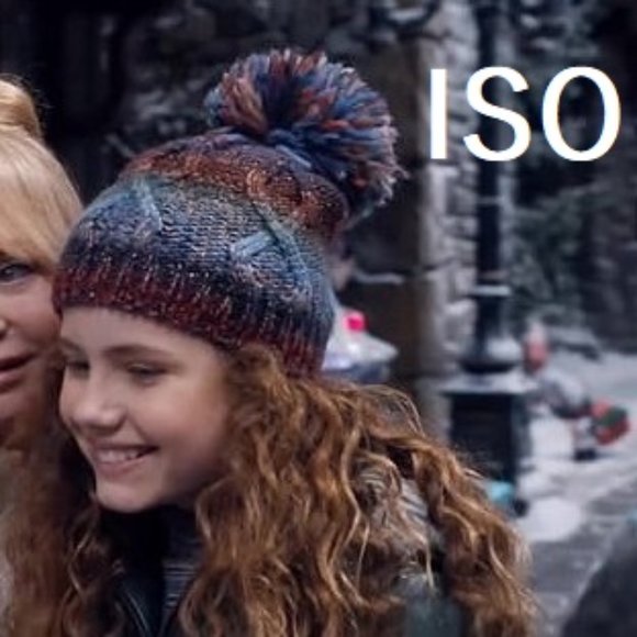 ISO Colorful knit beanie with pom - Picture 1 of 1